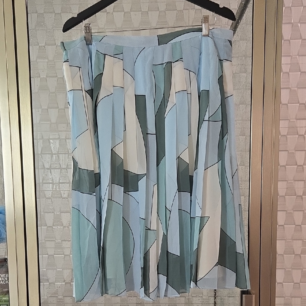 Ann Taylor Geometric A-Line Skirt in Blue and Green